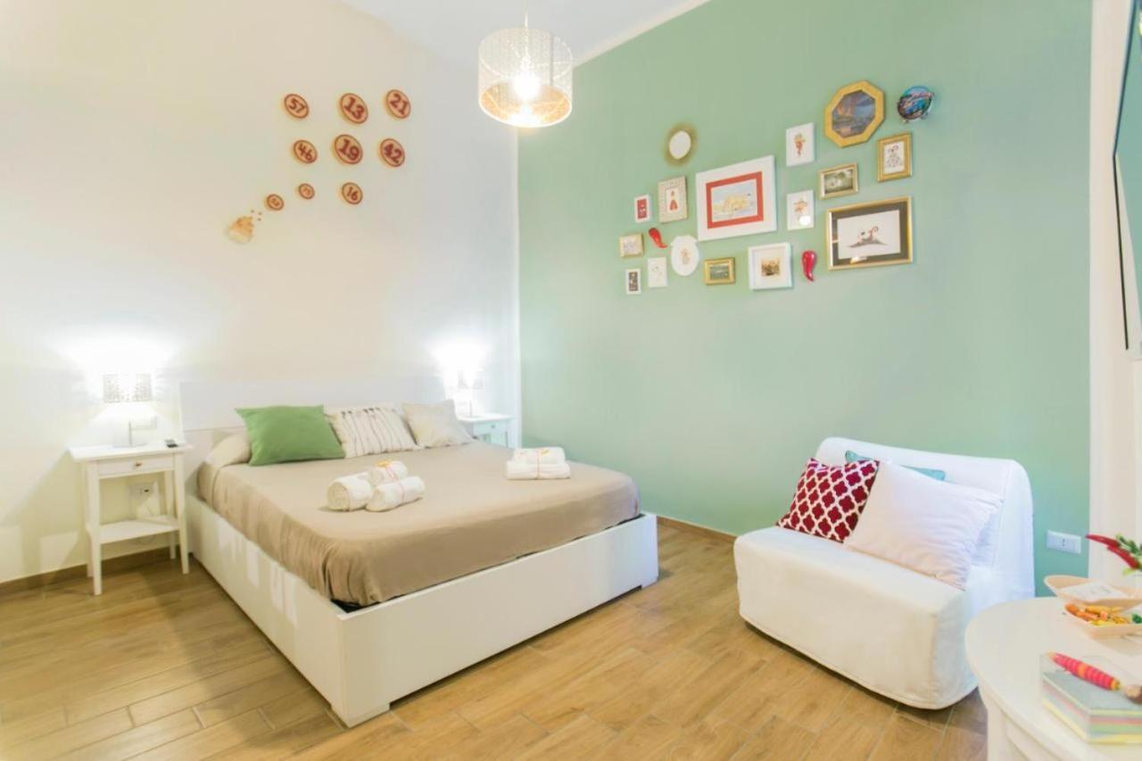 Casetta Partenopea Holiday House Napoli Dış mekan fotoğraf